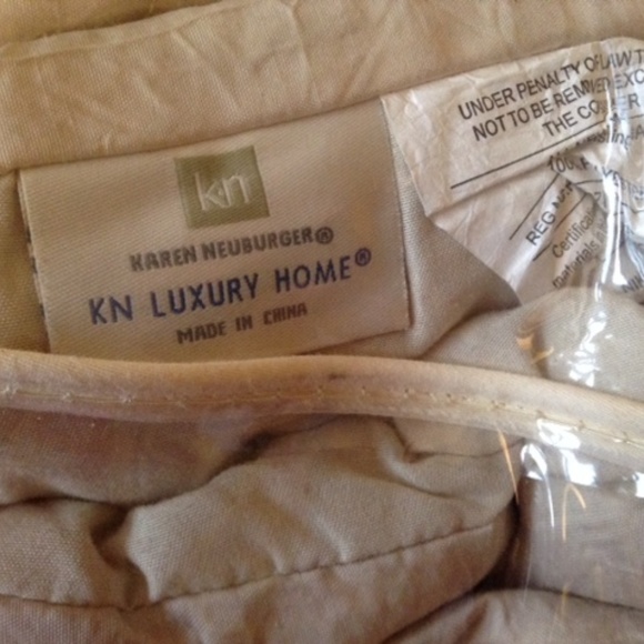 KN Luxury Home Bedding Queen Comforter Set - Picture 4 of 5